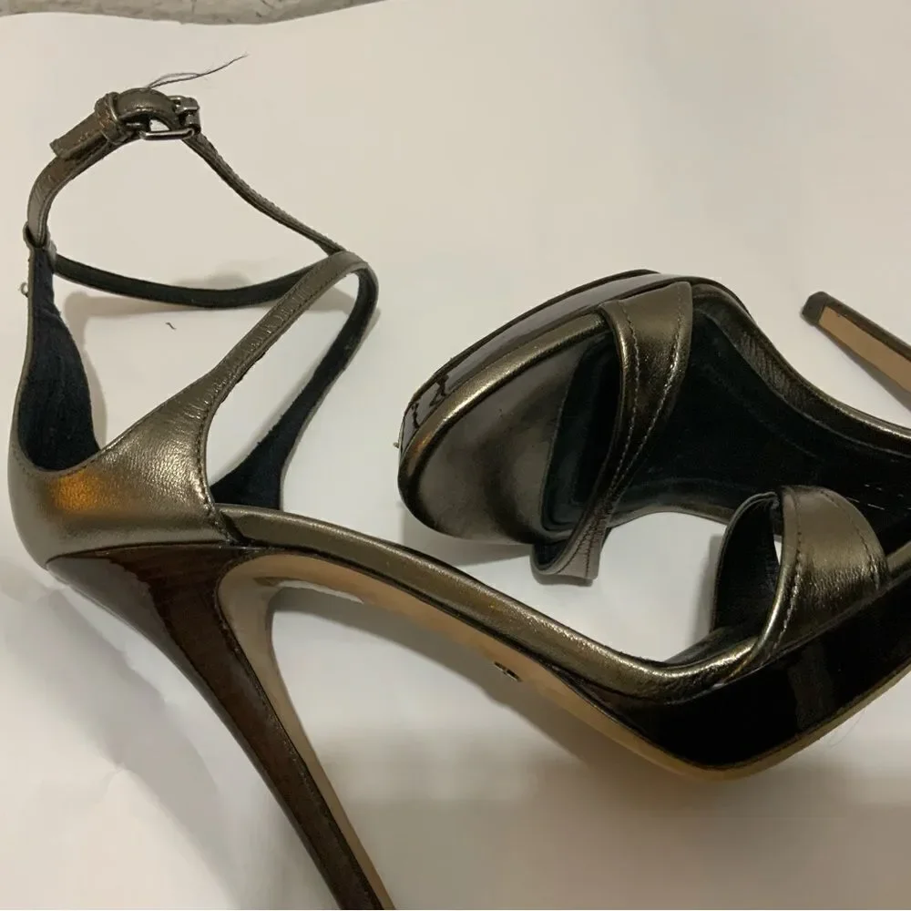 Burberry Pewter Gunmetal Metallic Stiletto Heels size 37 Italy